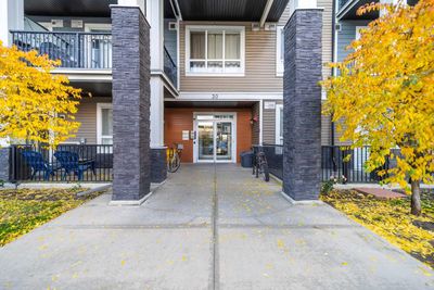 314 - 30 Walgrove Walk Se, Condo with 2 bedrooms, 1 bathrooms and 1 parking in Calgary AB | Image 3