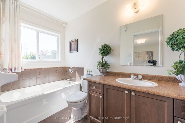 553 Carriage Lane, House other with 4 bedrooms, 3 bathrooms and 2 parking in Peterborough ON | Image 32