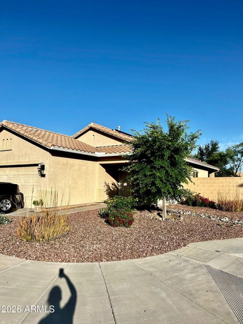 4053 W Saddlehorn Rd, Phoenix, AZ, 85083-2462 | Card Image