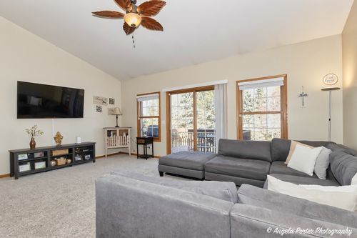 5850 Fieldstone Trl, McHenry, IL, 60050-2213 | Card Image