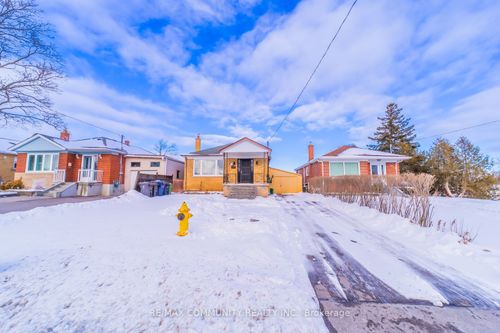 45 Barrymore Rd, Scarborough, ON, M1J1W4 | Card Image