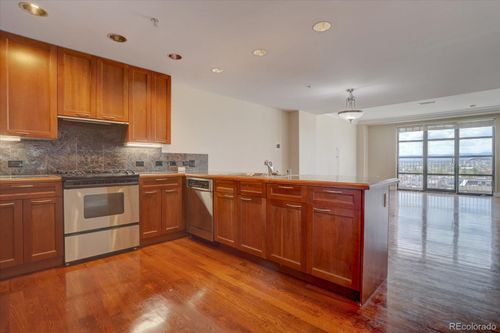 804-1590 Little Raven St, Denver, CO, 80202-6183 | Card Image