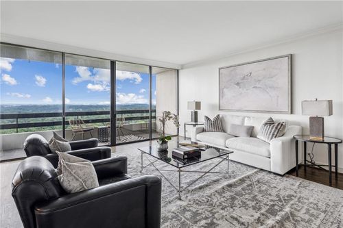 apt-23a-2660 Peachtree Rd Nw, Atlanta, GA, 30305-3678 | Card Image