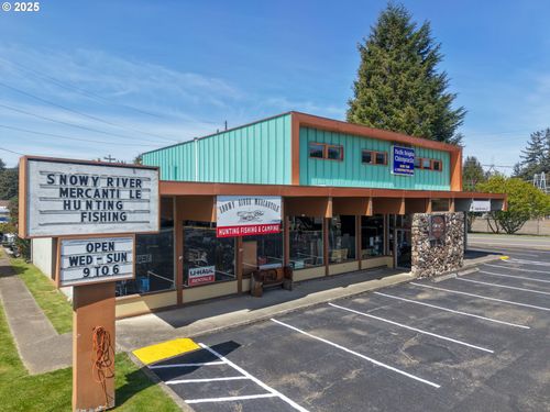 2213 Winchester Ave, Winchester Bay, OR, 97467-4801 | Card Image