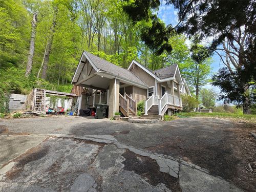 248 Pound Ridge Rd, Bedford, NY, 10506-1243 | Card Image