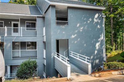 704 Northlake Drive, Condo with 2 bedrooms, 2 bathrooms and null parking in Anderson SC | Image 1