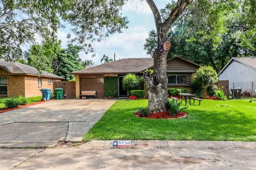 5738 Melanite Avenue, Houston, TX, 77053 | Card Image