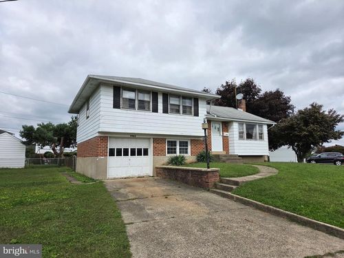 9952 Hardy Rd, PHILADELPHIA, PA, 19115-1702 | Card Image