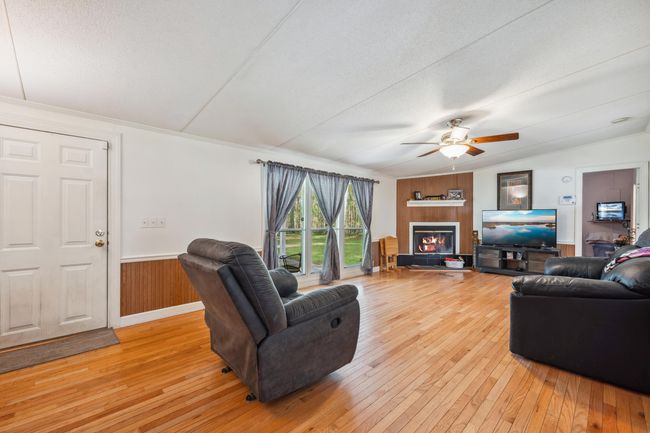 living room 1 | Image 5