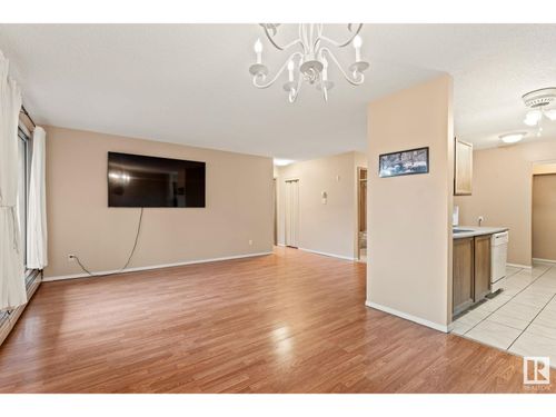 311-2315 119 St Nw, Edmonton, AB, T6J4E2 | Card Image