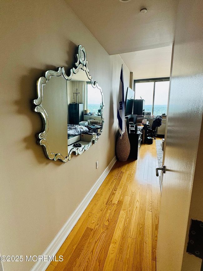 APT-2205 - 1 Spring St, House other with 2 bedrooms, 2 bathrooms and null parking in New Brunswick NJ | Image 47