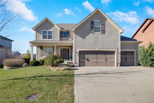 12608 S Laci Circle, Lee's Summit, MO, 64086 | Card Image