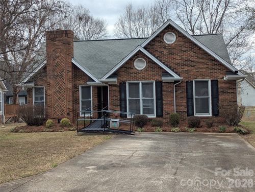 4001 Croft Wood Ln, Indian Trail, NC, 28079-9426 | Card Image