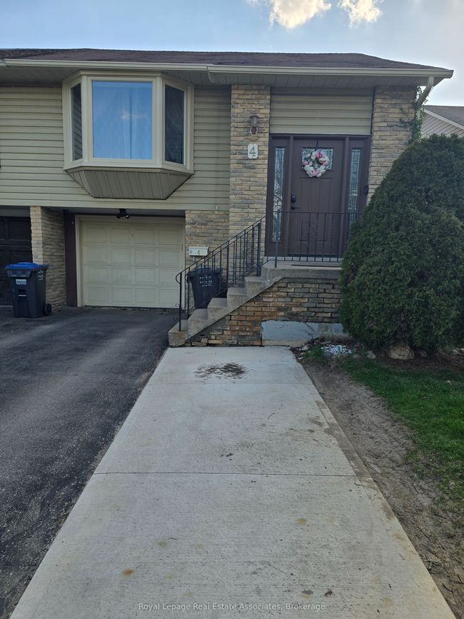 BASEMENT - 4 Lansing Sq, House attached with 2 bedrooms, 1 bathrooms and 1 parking in Brampton ON | Image 27