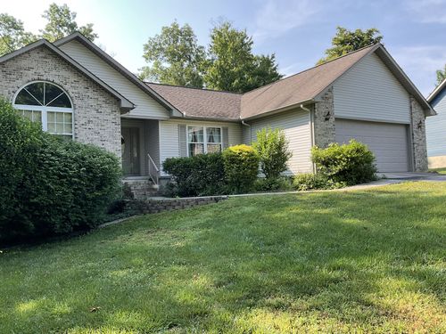 186 Daybreak Ln, Crossville, TN, 38571-6804 | Card Image