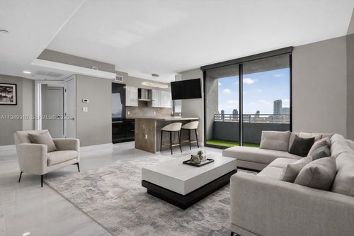 apt-3206-1330 West Ave, Miami Beach, FL, 33139-0913 | Card Image