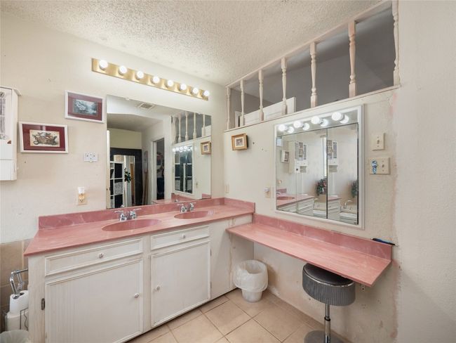 557 Riddle Rd, House other with 7 bedrooms, 4 bathrooms and null parking in Cedar Creek TX | Image 13