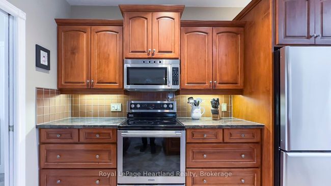81187 Pfrimmer Rd, House other with 3 bedrooms, 3 bathrooms and 4 parking in Goderich ON | Image 12