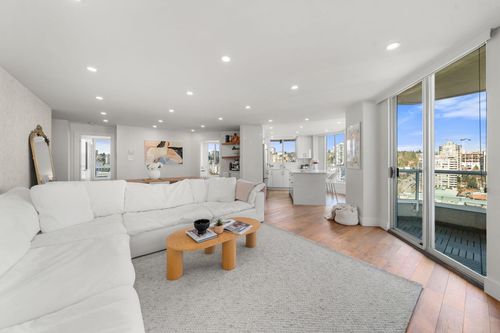 1704-1245 Quayside Dr, New Westminster, BC, V3M6J6 | Card Image