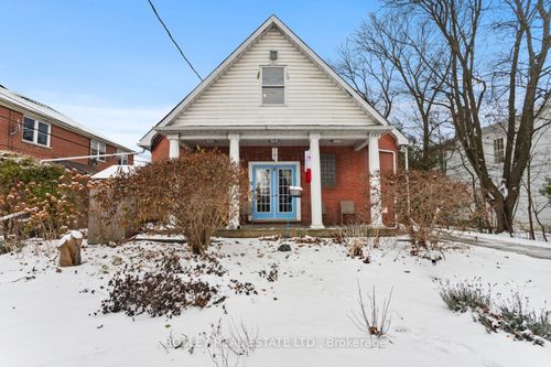 131 King St E, Cobourg, ON, K9A1L2 | Card Image