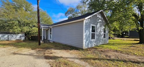 508 Gathings Ave, Covington, TX, 76636-4637 | Card Image