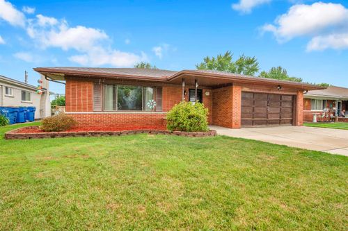 27061 Shelbourne Dr, Warren, MI, 48088-4719 | Card Image