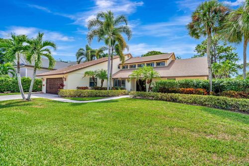 11 Berwick Rd, Palm Beach Gardens, FL, 33418-7026 | Card Image