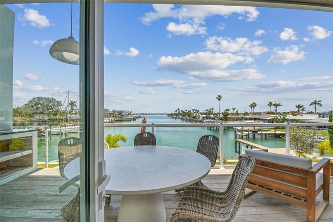 344 Capri Blvd, Townhouse with 5 bedrooms, 5 bathrooms and null parking in TREASURE ISLAND FL | Image 20