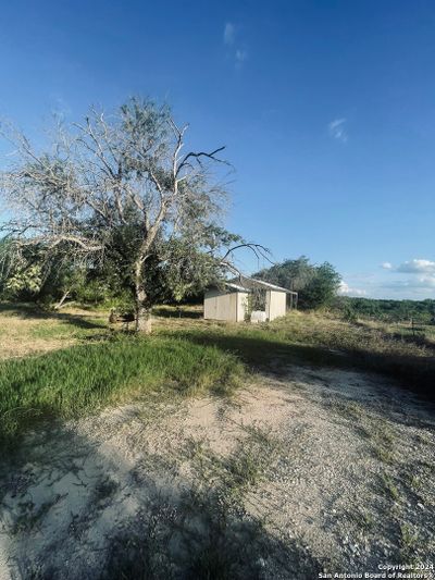 174 E County Road 674, Home with 0 bedrooms, 0 bathrooms and null parking in Natalia TX | Image 3