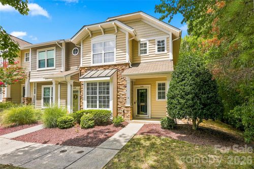 231 Dawn Mist Ln, Fort Mill, SC, 29708-6985 | Card Image