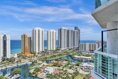 2651 - 16500 Collins Ave, Condo with 3 bedrooms, 3 bathrooms and null parking in Sunny Isles Beach FL | Image 3