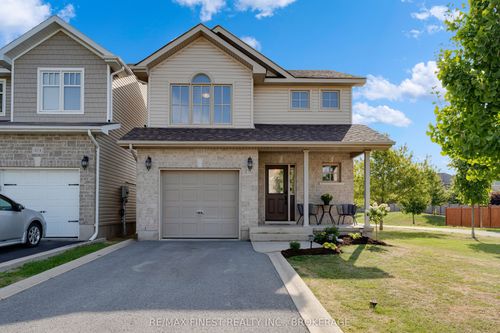 1172 Halifax Dr, Kingston, ON, K7P0C4 | Card Image