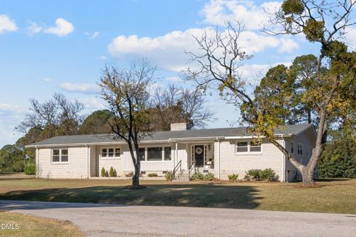 4401 Country Club Dr N, Wilson, NC, 27896-9111 | Card Image