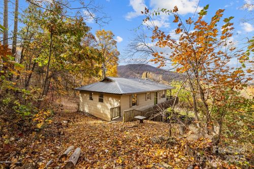 119 Pinnacle Mountain Rd, Leicester, NC, 28748-7655 | Card Image