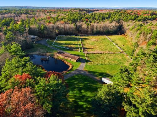 48 Montgomery St, Lakeville, MA, 02347-1709 | Card Image