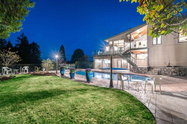 1395 Camridge Road, House other with 6 bedrooms, 3 bathrooms and 6 parking in West Vancouver BC | Image 39