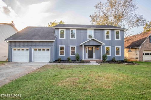 11028 Center Cross Dr, Knoxville, TN, 37934-7022 | Card Image
