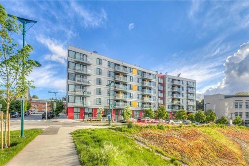 404-384 1st Avenue, Vancouver, BC, V5T0G5 | Card Image