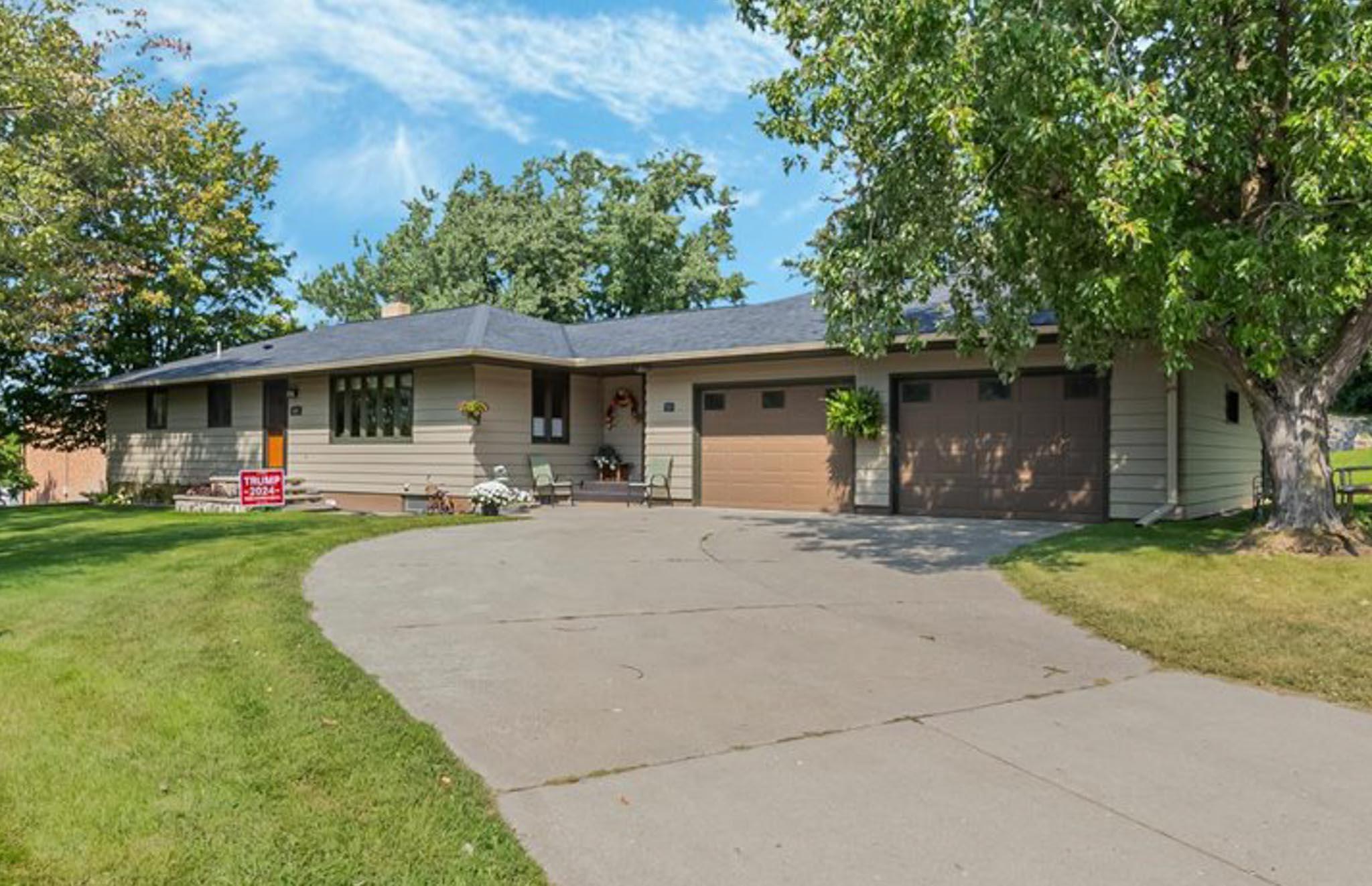 1st Ave, Long Prairie, MN 56347
