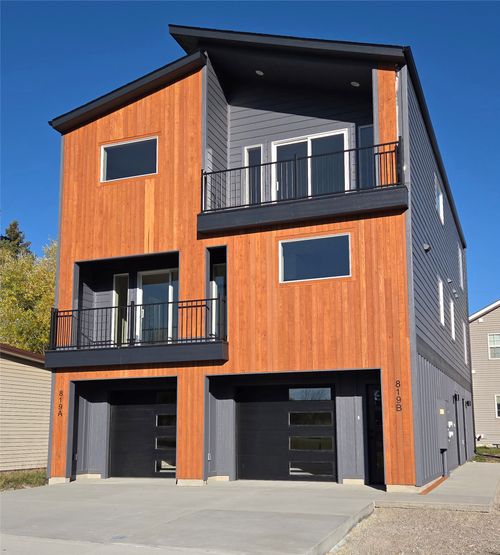 819 9th Ave W, Kalispell, MT, 59901-5237 | Card Image