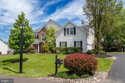 2551 Candytuft Dr, JAMISON, PA, 18929-1761 | Card Image