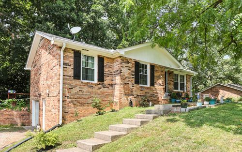627 Linda Ln, Clarksville, TN, 37042-6322 | Card Image