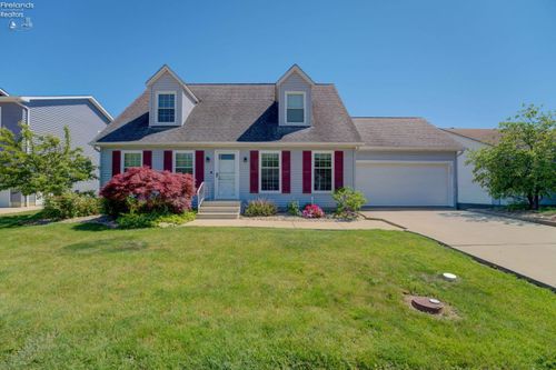 6008 Conneaut Light Dr, Vermilion, OH, 44089-3813 | Card Image
