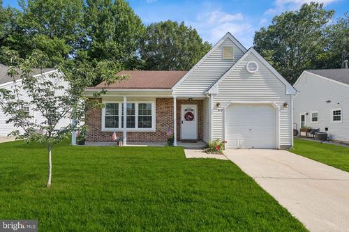 617 Trinidad Blvd, WILLIAMSTOWN, NJ, 08094-3036 | Card Image