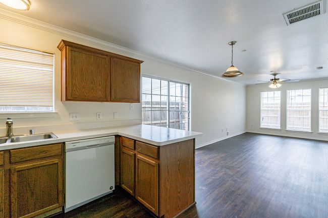 APT-404 - 611 Oriole Blvd, Condo with 3 bedrooms, 2 bathrooms and null parking in Duncanville TX | Image 8
