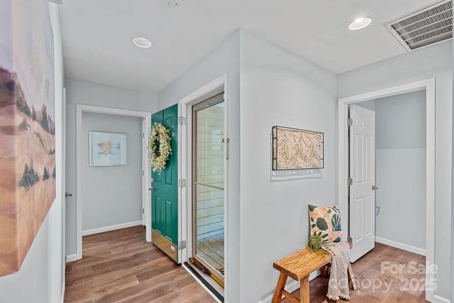 APT-5 - 3308 Selwyn Farms Ln, Condo with 2 bedrooms, 2 bathrooms and null parking in Charlotte NC | Image 12