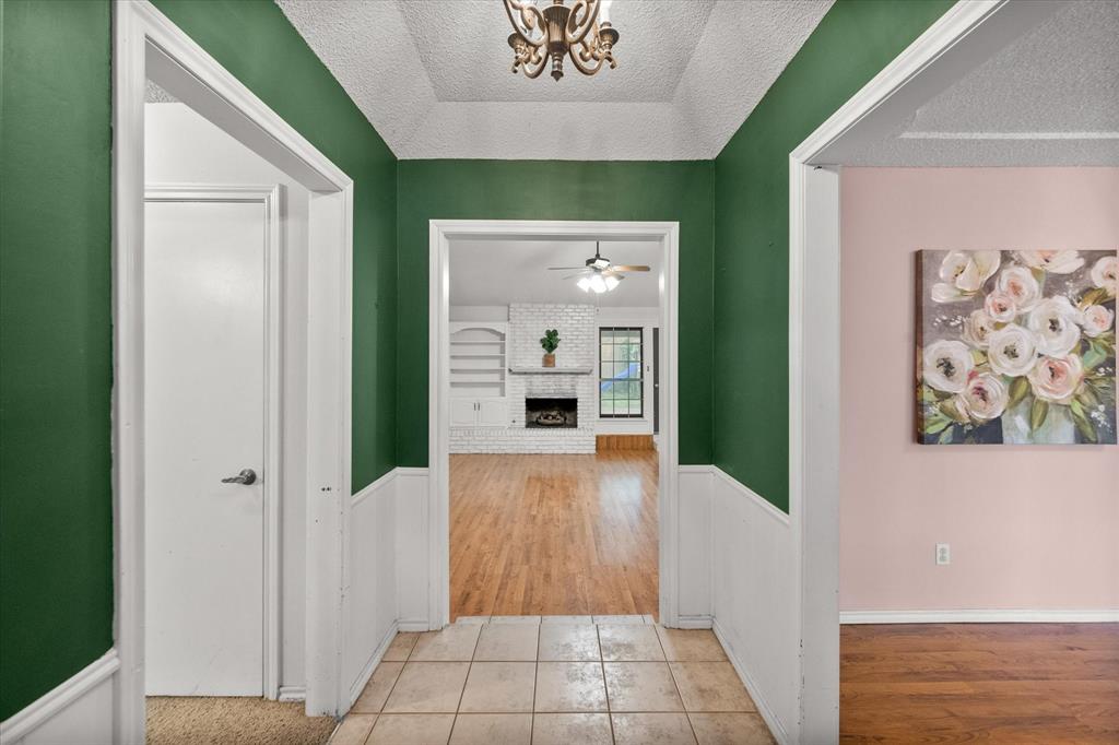 Smokerise Ct, Arlington, TX 76016
