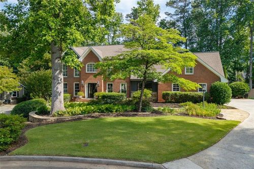 1018 Redfield Ln, Atlanta, GA, 30338-3720 | Card Image