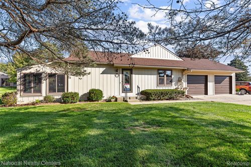 1-12237 Cambridge Blvd, South Lyon, MI, 48178-9579 | Card Image