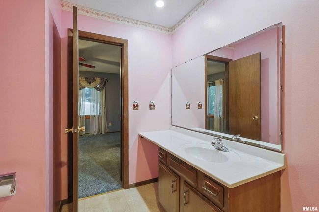 803 Locust St, House other with 3 bedrooms, 2 bathrooms and null parking in Princeton IA | Image 24